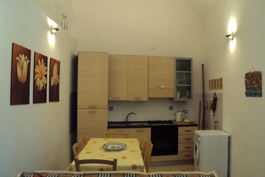 דירות שאקה Casa Vacanze Donzellini חדר תמונה